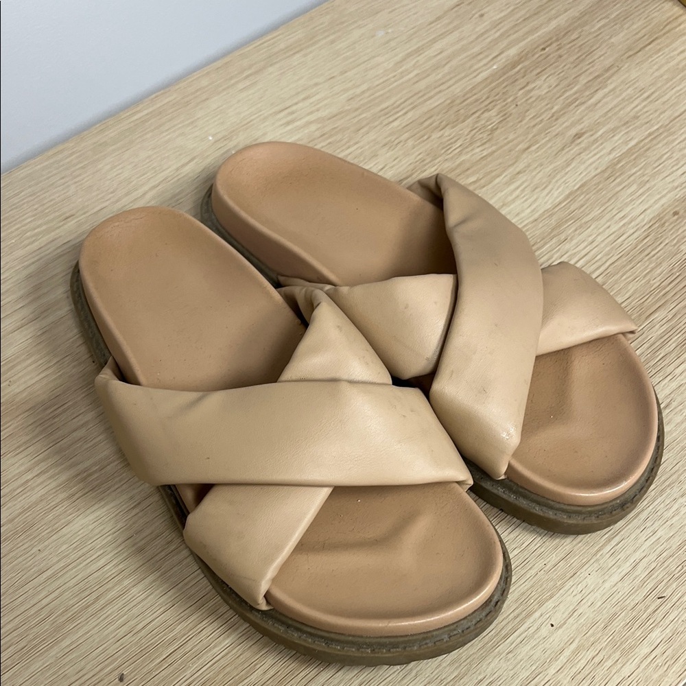 Women's Tan Slide Sandals